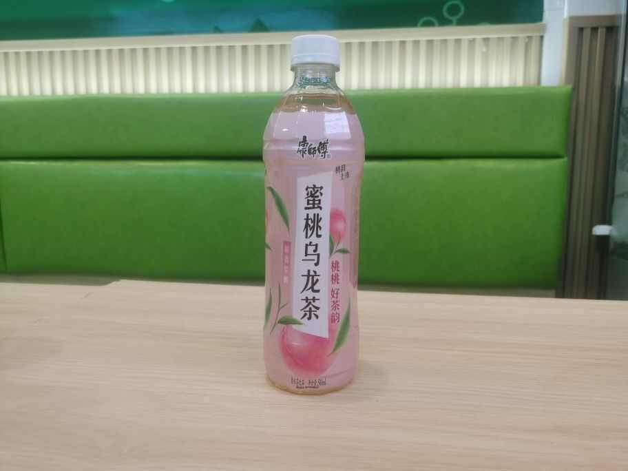 蜜桃乌龙茶