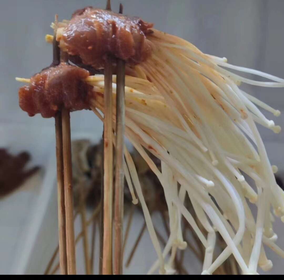 牛肉金针菇